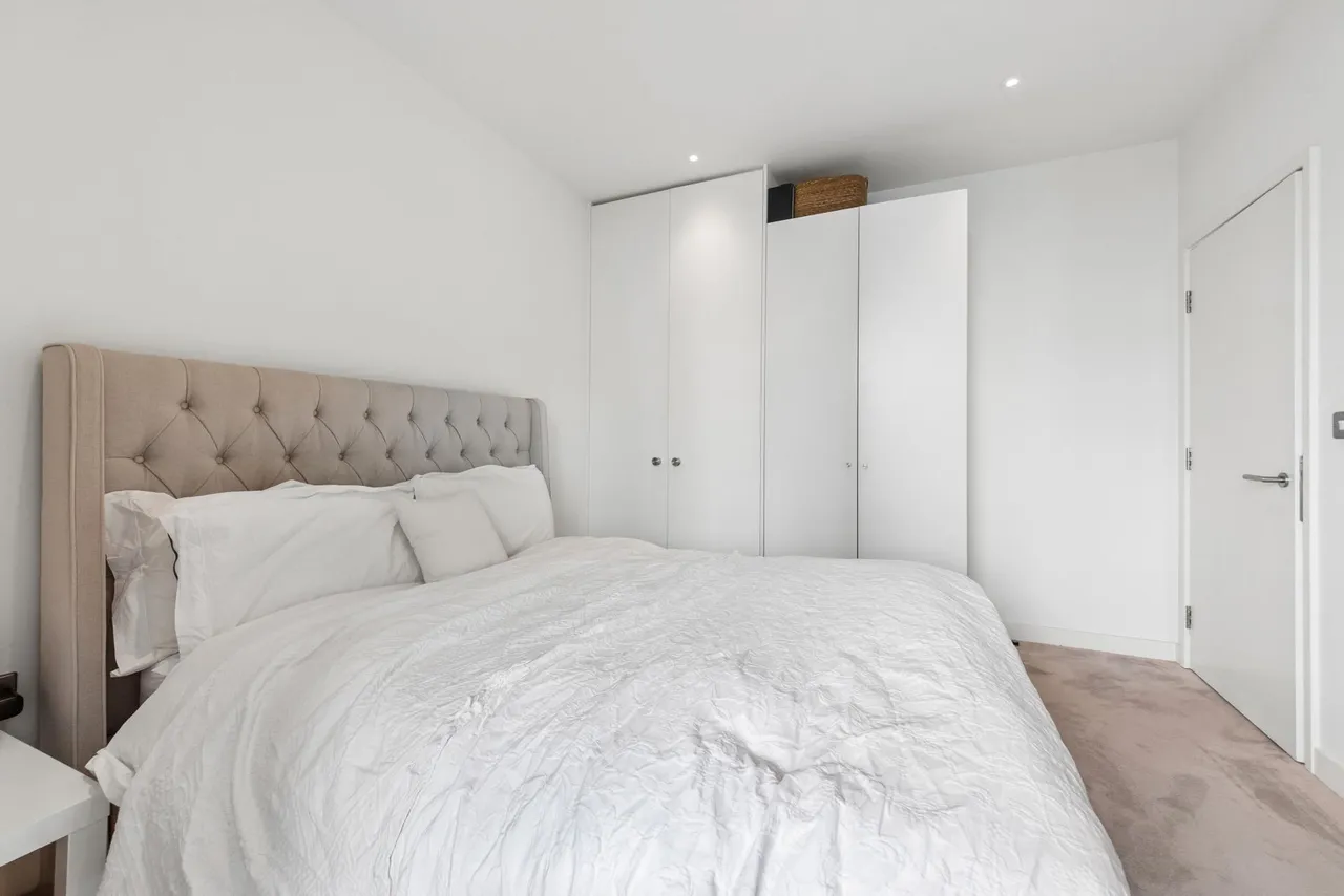 Hobart Building, The Wardian, E14, photo 9