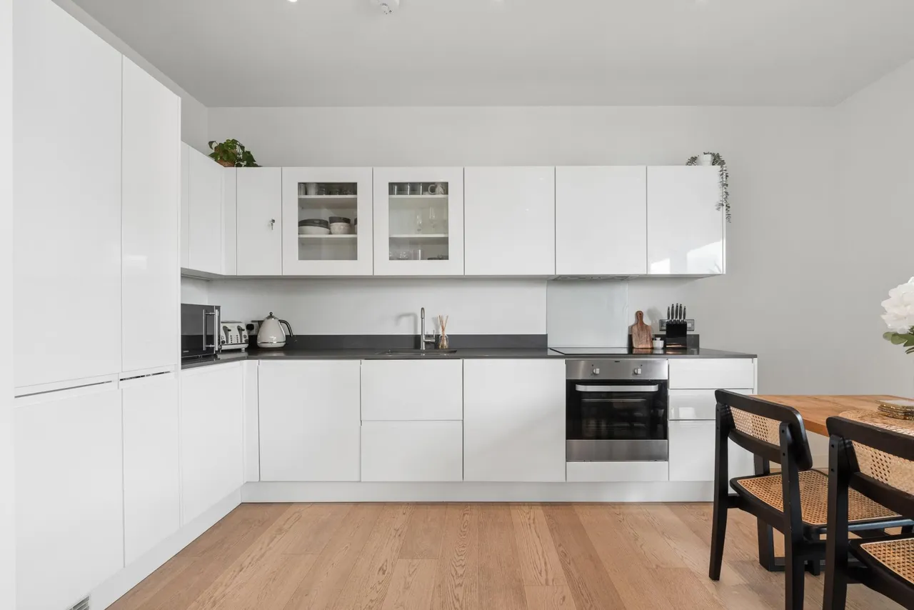 Hobart Building, The Wardian, E14, photo 5