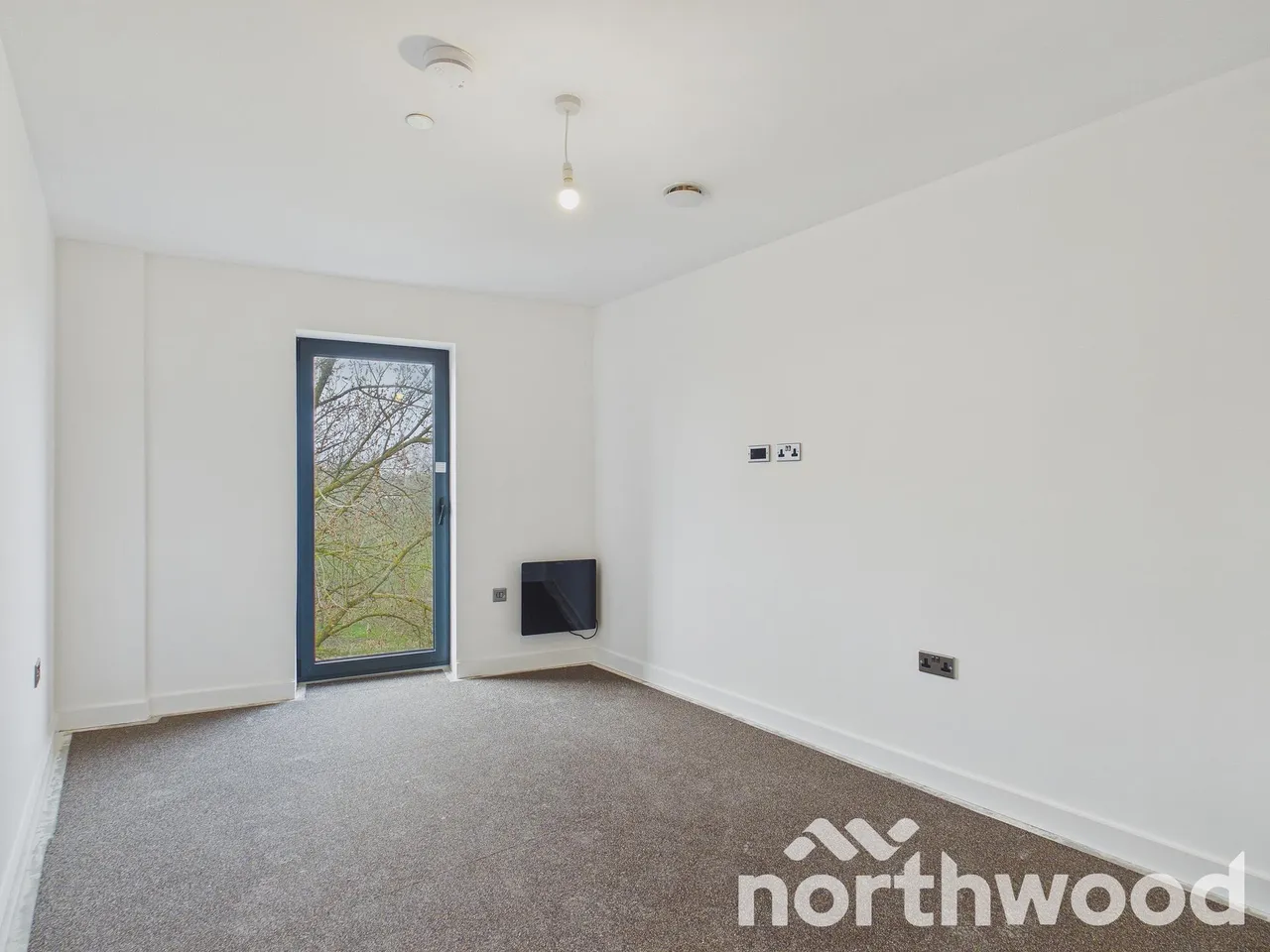 Victoria Road, Ashford, TN23, photo 14