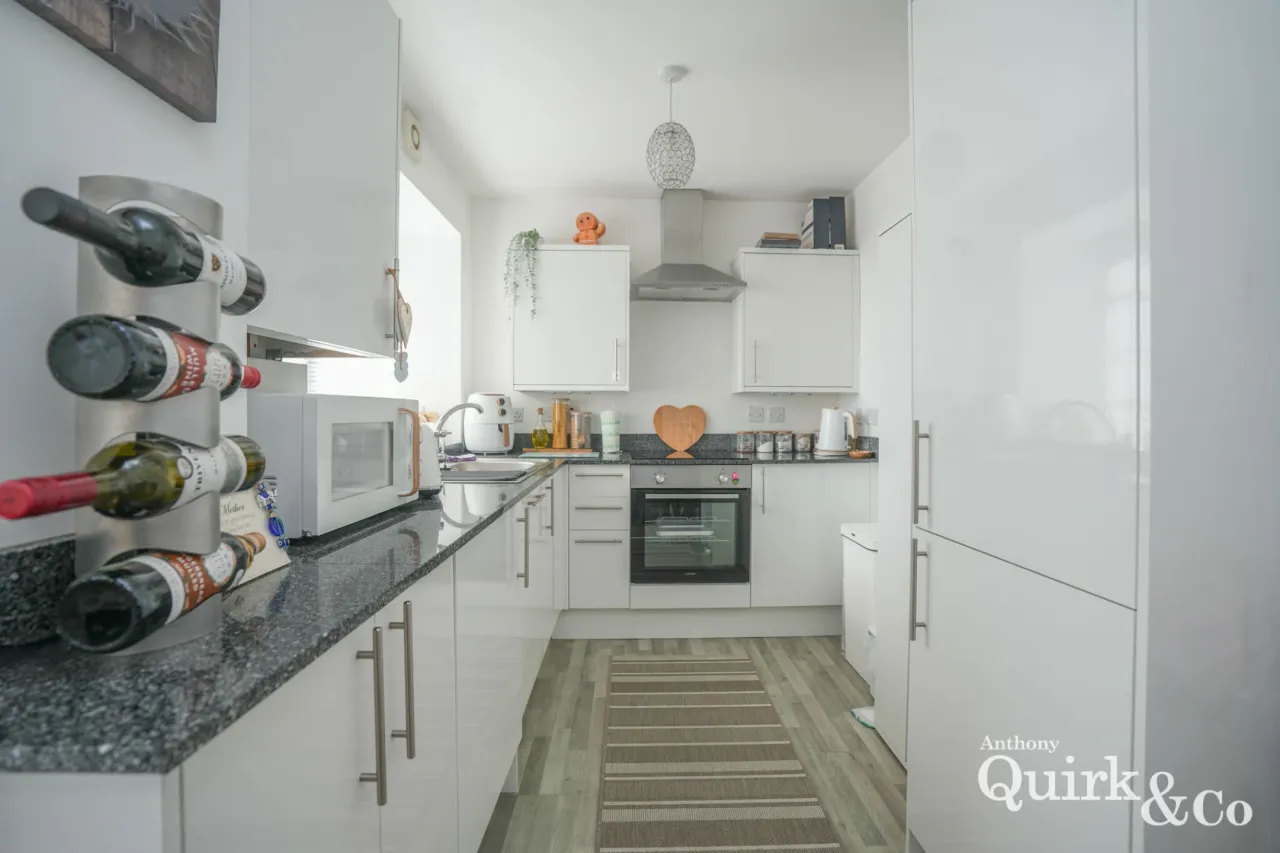 Canvey Road, Canvey Island, SS8, photo 5