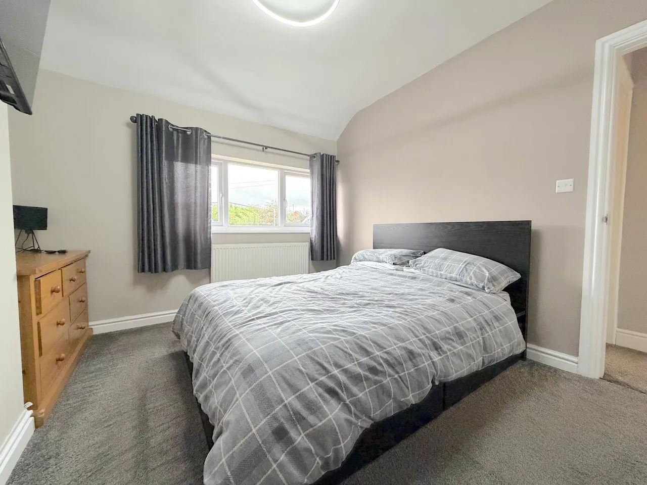 Fieldhouse Road, Pye Green, Cannock, WS12, photo 12