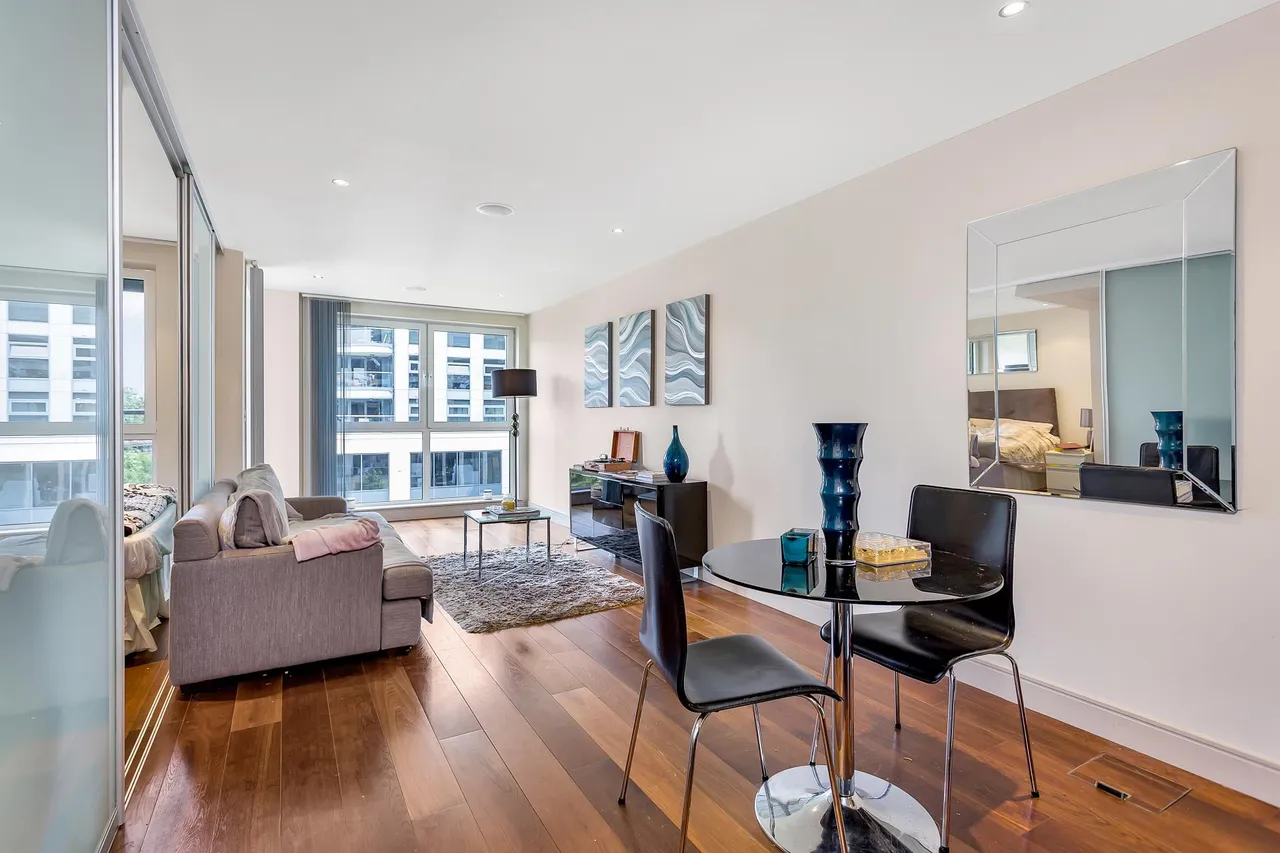 Octavia House, Imperial Wharf, SW6, photo 2