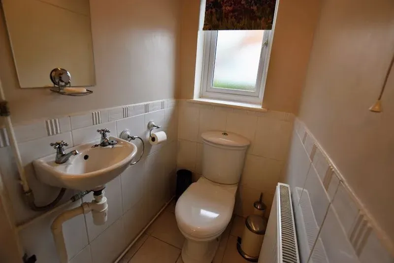Gordale, Heelands, Milton Keynes, Buckinghamshire, MK13 7NQ, photo 11