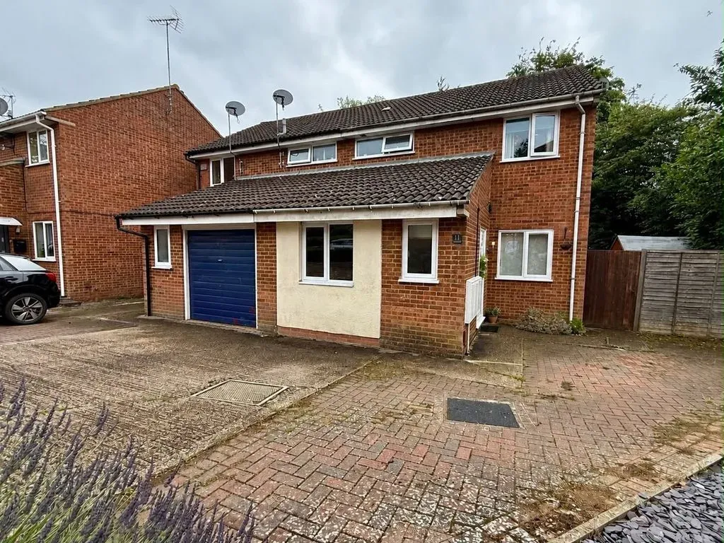 3 bed house for sale — Gordale, Heelands, Milton Keynes, Buckinghamshire, MK13 7NQ