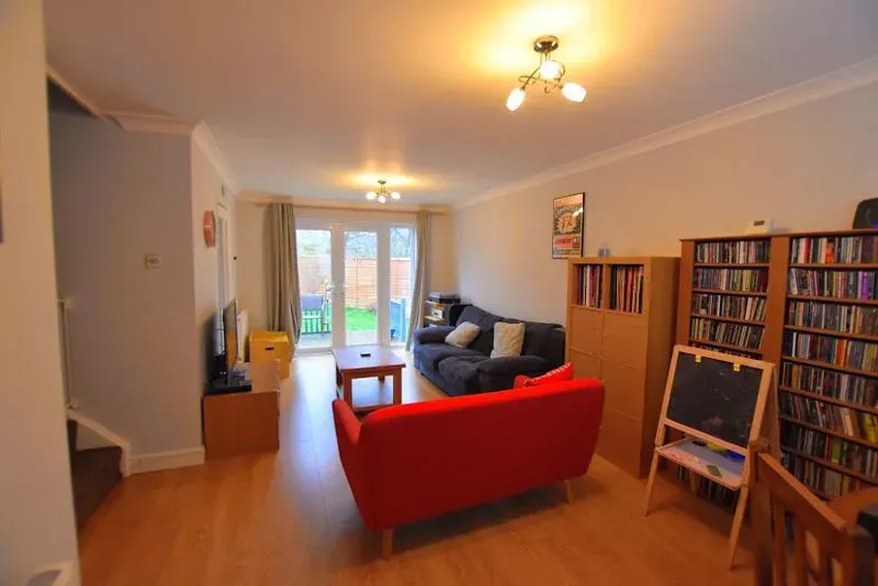 Gordale, Heelands, Milton Keynes, Buckinghamshire, MK13 7NQ, photo 2