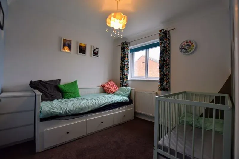 Gordale, Heelands, Milton Keynes, Buckinghamshire, MK13 7NQ, photo 10
