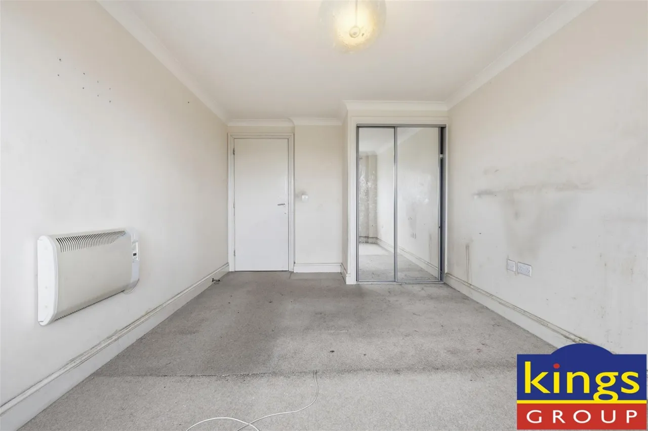 Methven Court, Edmonton, N9, photo 8