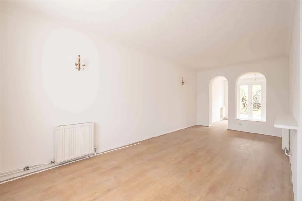 Moat Drive, Slough, Berkshire, SL2 5TG, photo 5