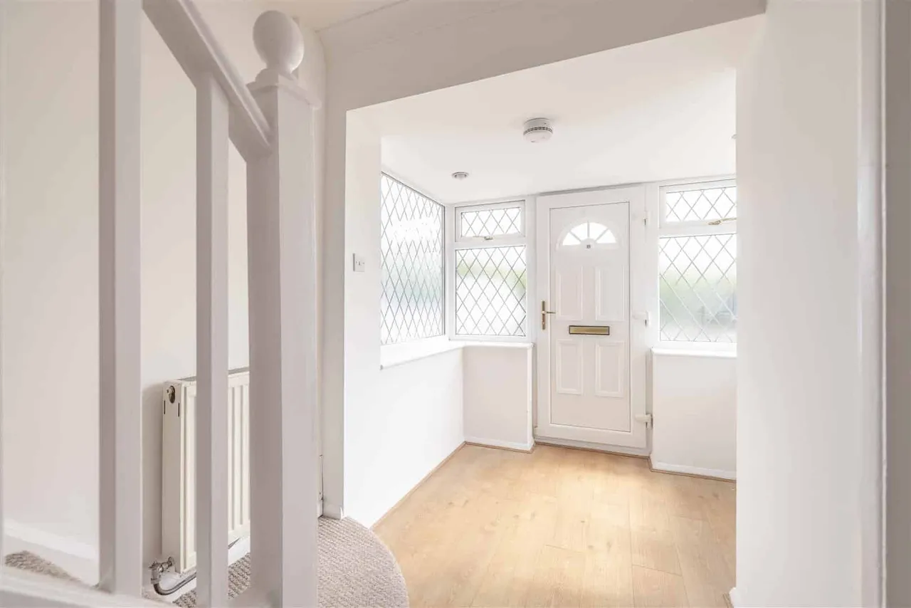 Moat Drive, Slough, Berkshire, SL2 5TG, photo 3