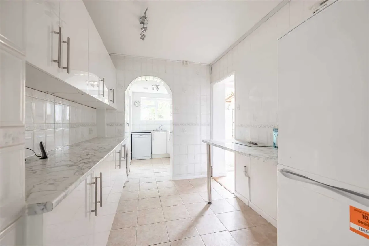 Moat Drive, Slough, Berkshire, SL2 5TG, photo 10