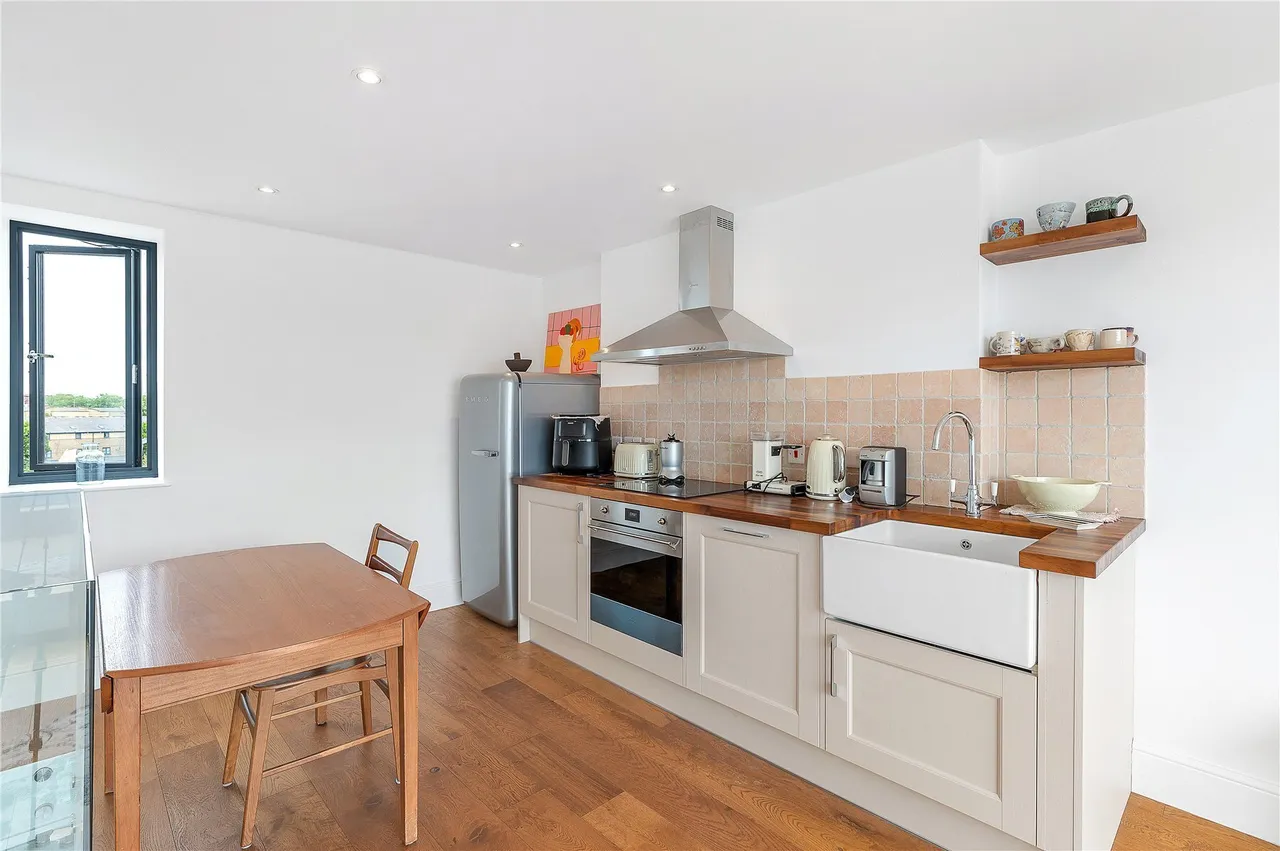 Gloucester Avenue, Primrose Hill, London, NW1, photo 5