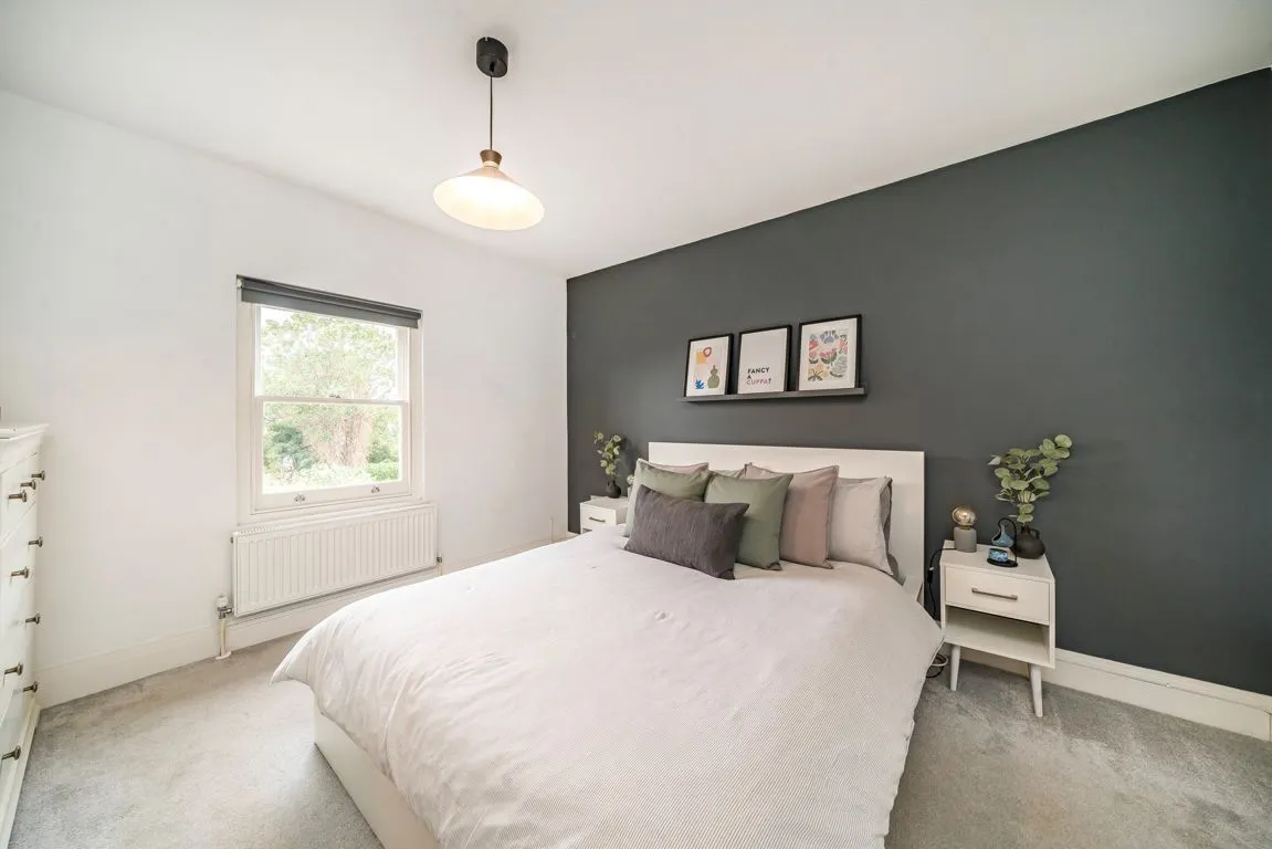 Mill Hill Road, W3, photo 5