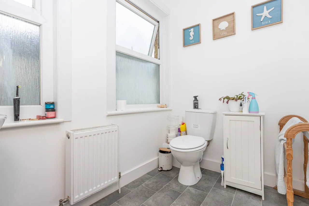 Warwick Road, Margate, CT9, photo 16