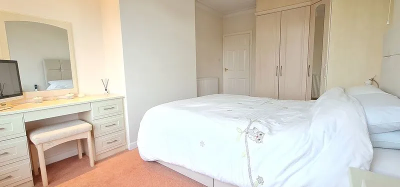 Springwater Road, Leigh-On-Sea, Essex, SS9 5BJ, photo 11