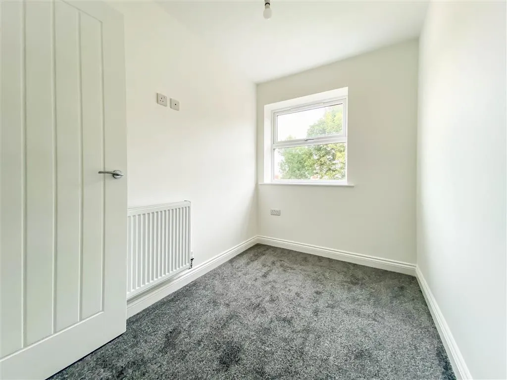 Hall End, Wednesbury, WS10, photo 9