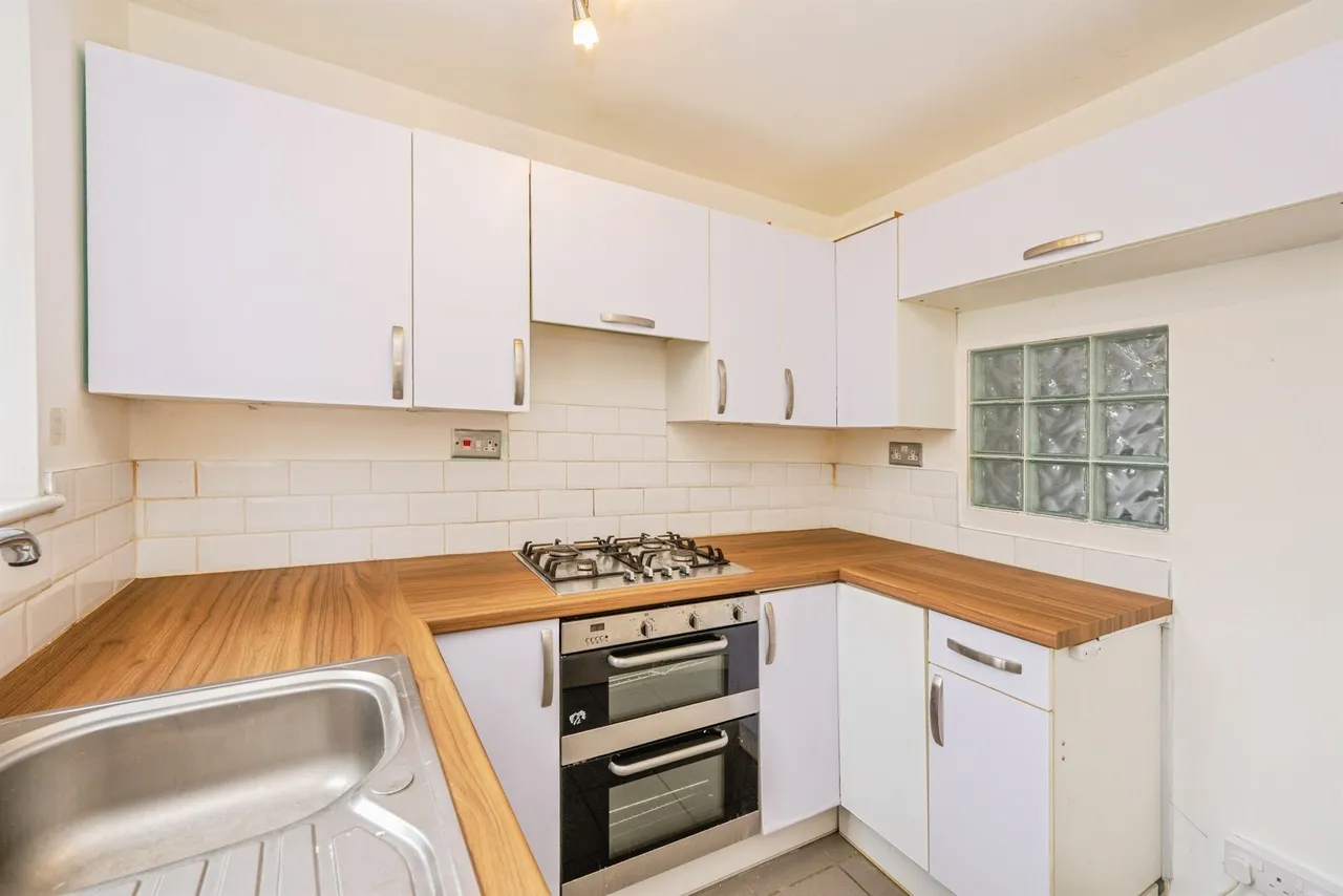 Wellington Crescent, Derby, DE1, photo 4