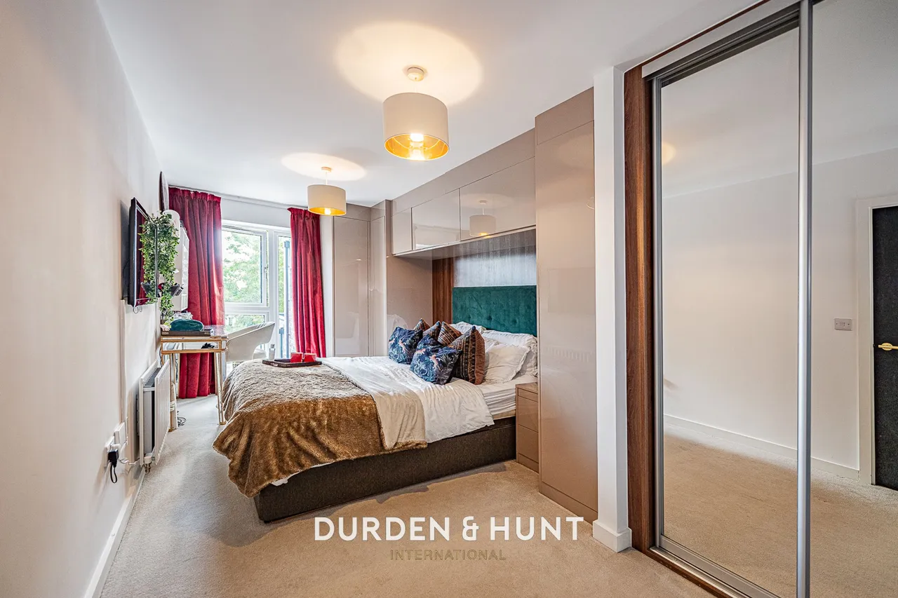 Newmans Lane, Loughton, IG10, photo 12