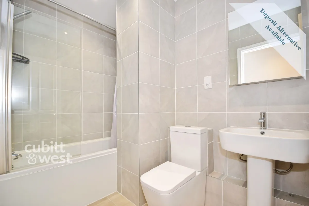 Wood Street, East Grinstead, RH19, photo 6