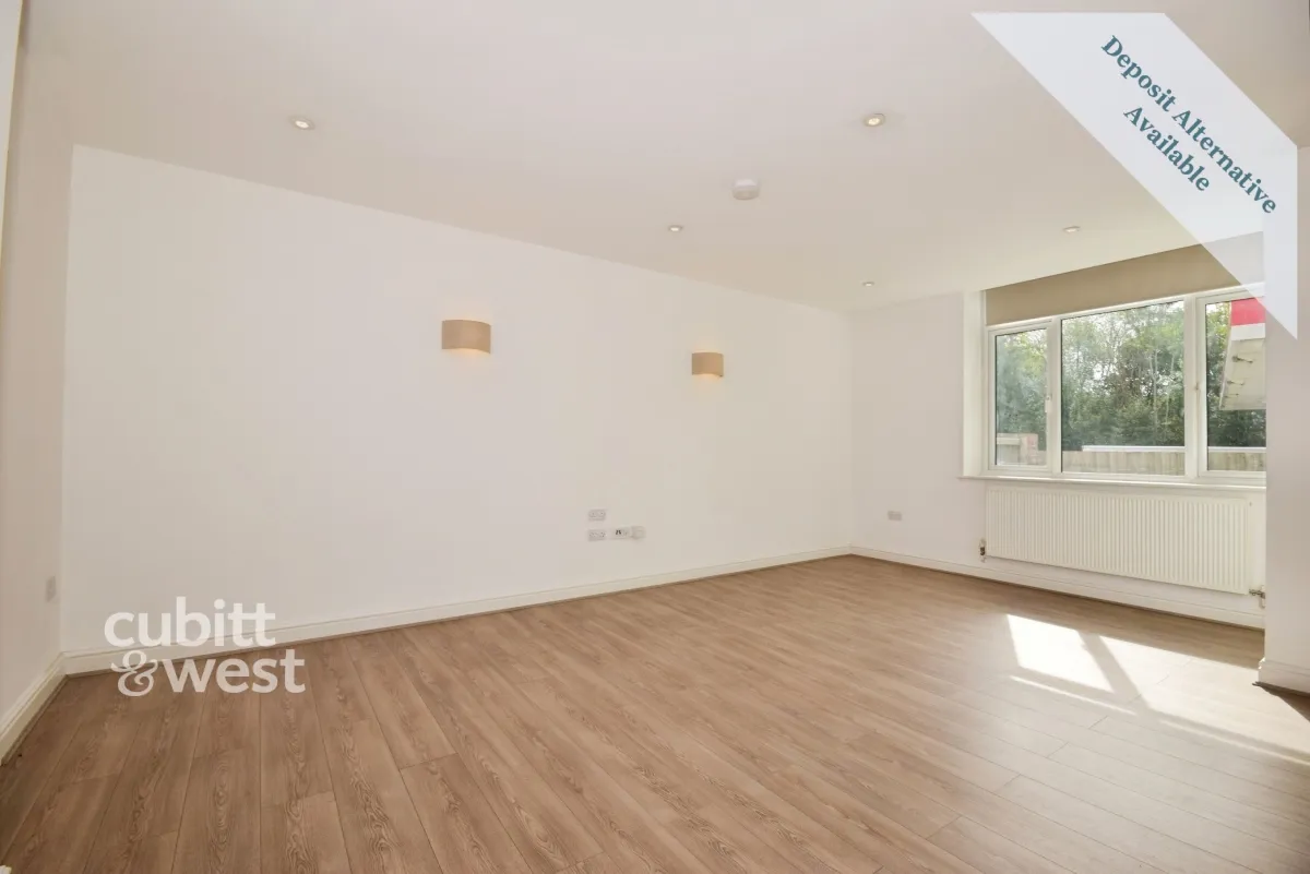Wood Street, East Grinstead, RH19, photo 7