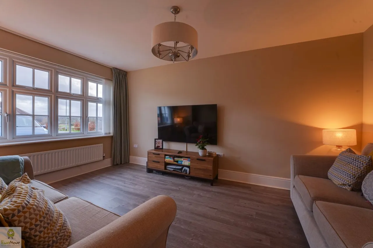 Oberton Gardens, Stafford, ST18, photo 12
