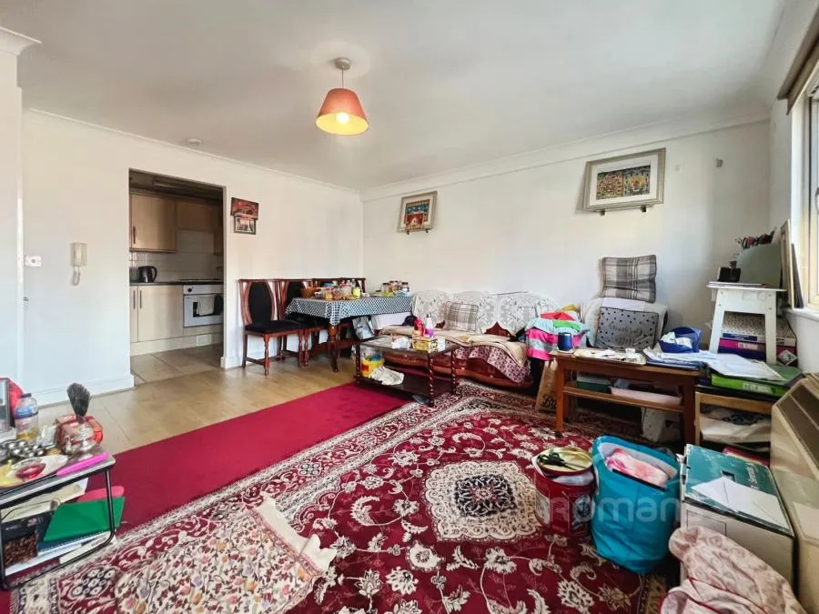 Victoria Road, Aldershot, GU11, photo 6