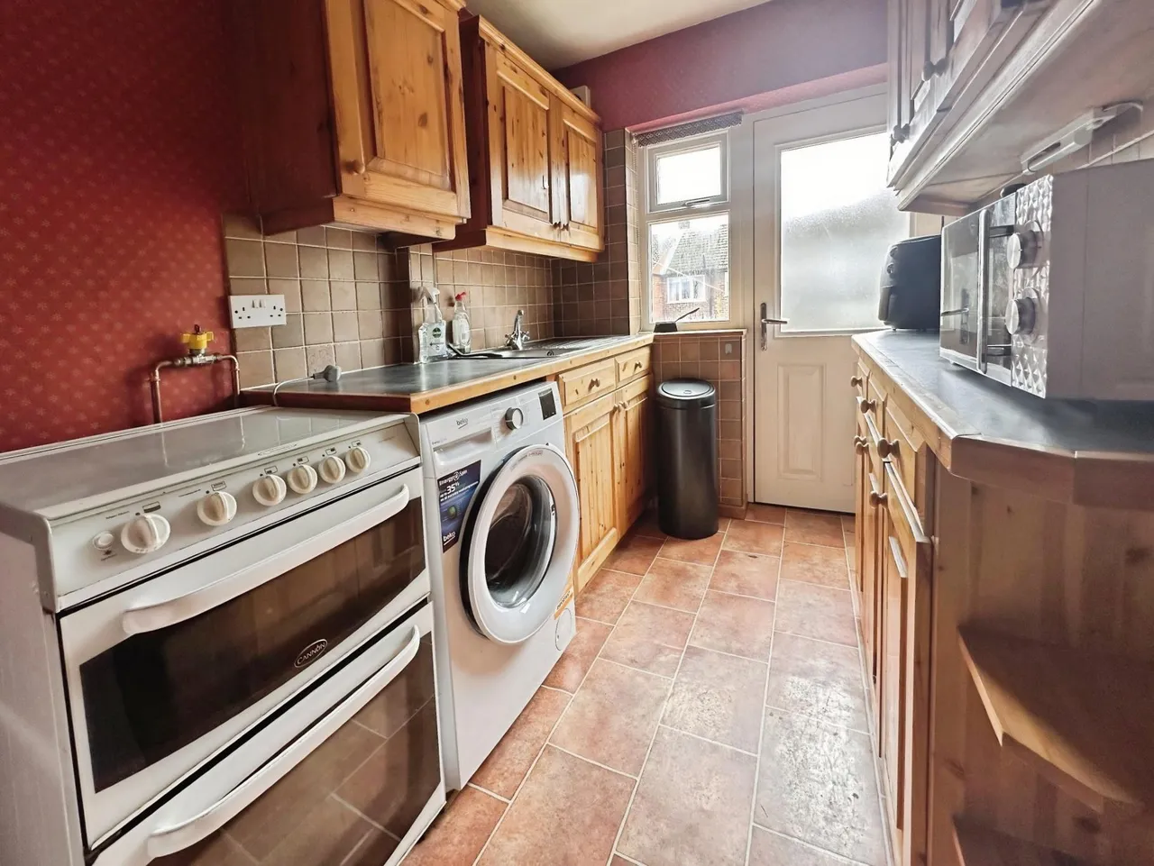 Club Lane, Leeds, LS13, photo 2