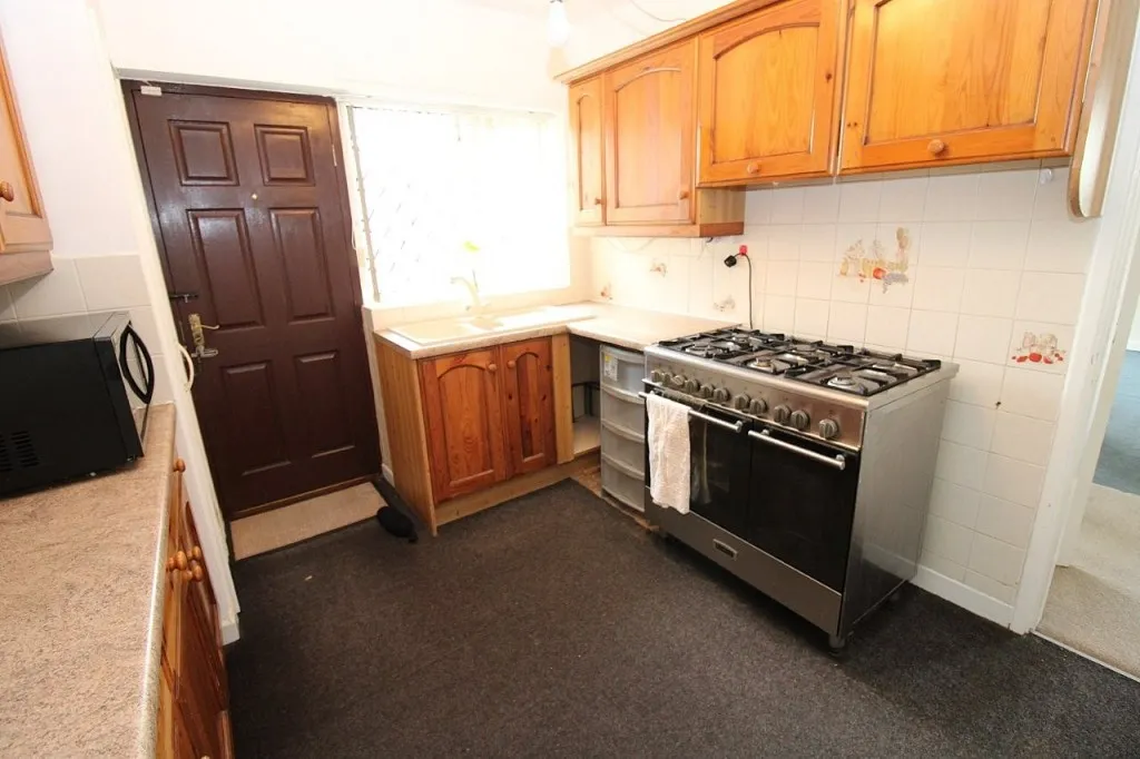 Pogmoor Road, Pogmoor, photo 6