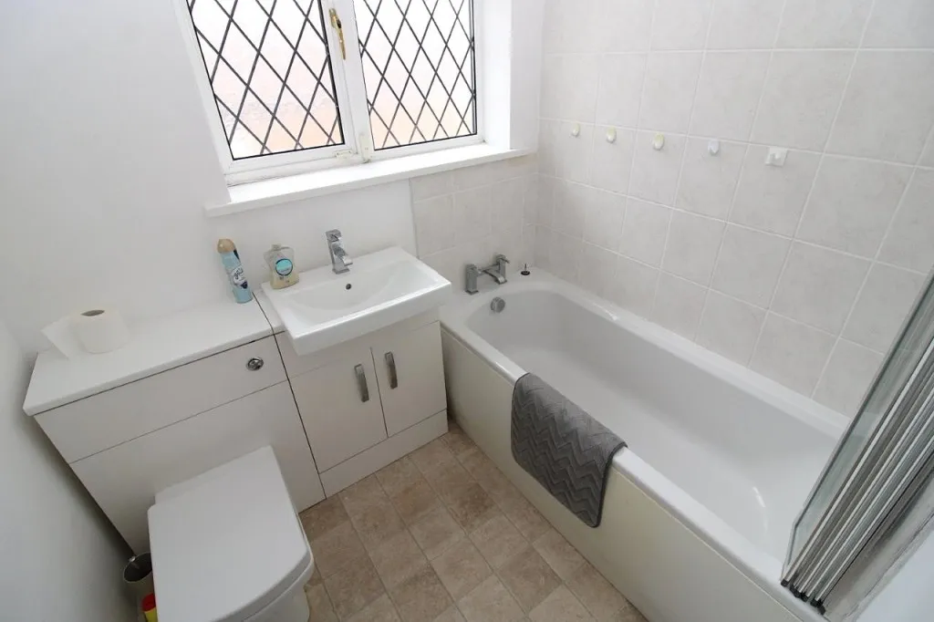 Pogmoor Road, Pogmoor, photo 10