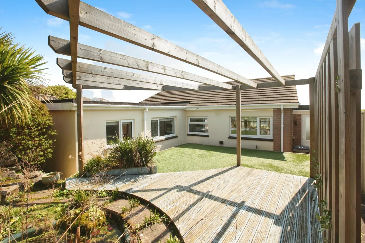 Swedwell Road, Torquay, TQ2, photo 17