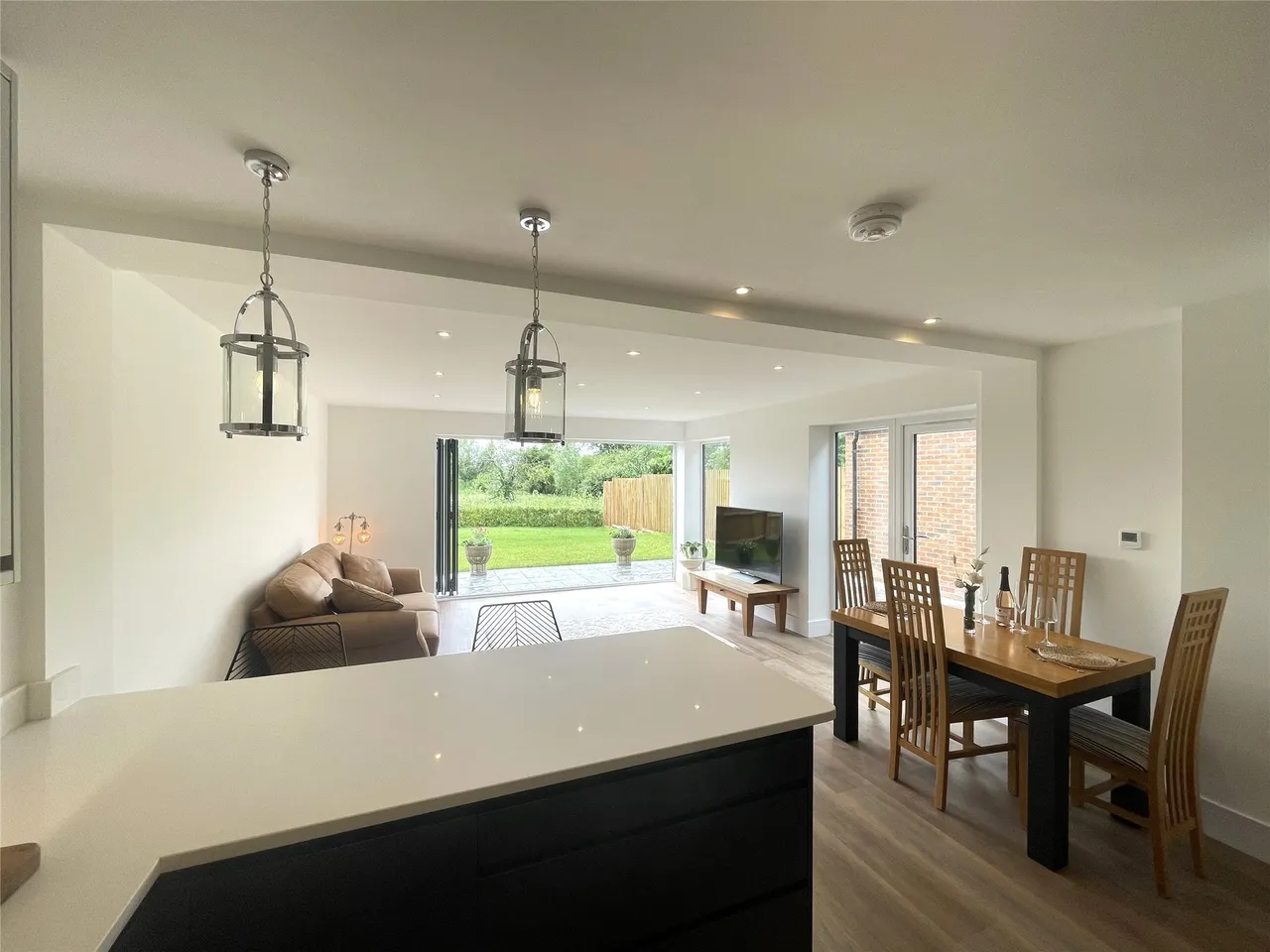 Plot 6, Queens Head Close, Gloucestershire, Aston Cross, GL20 8FJ, photo 3