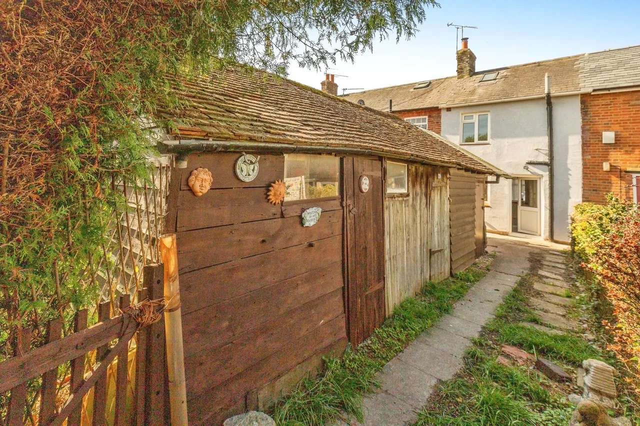 Brook Street, Aylesbury, HP22, photo 18