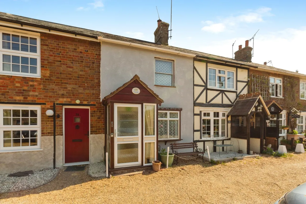 1 bed house for sale, Brook Street, Aylesbury, HP22