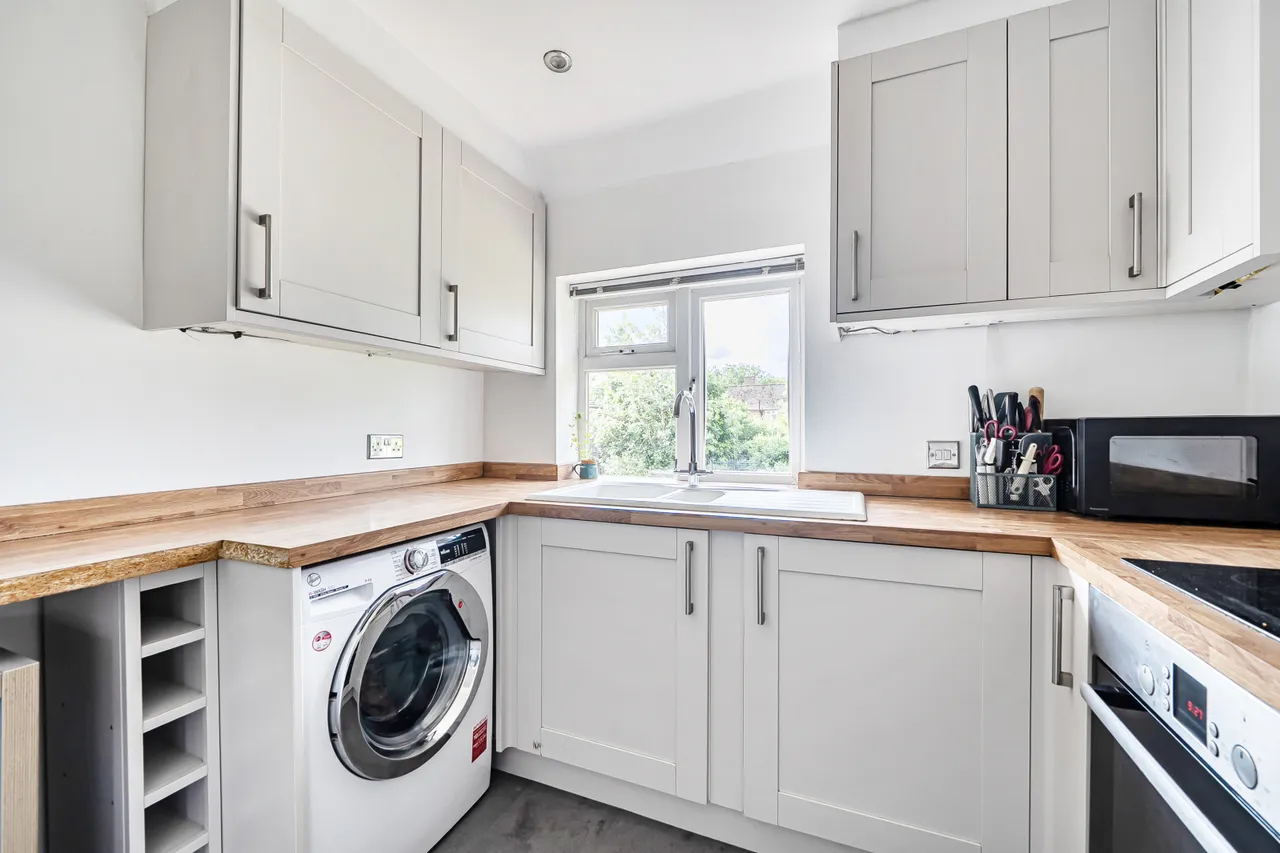 Stevenson Road, Hedgerley, SL2, photo 17