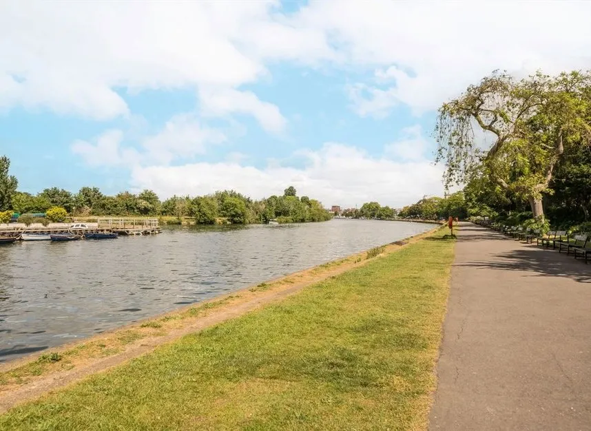 Cleaveland Road, Surbiton, KT6, photo 10