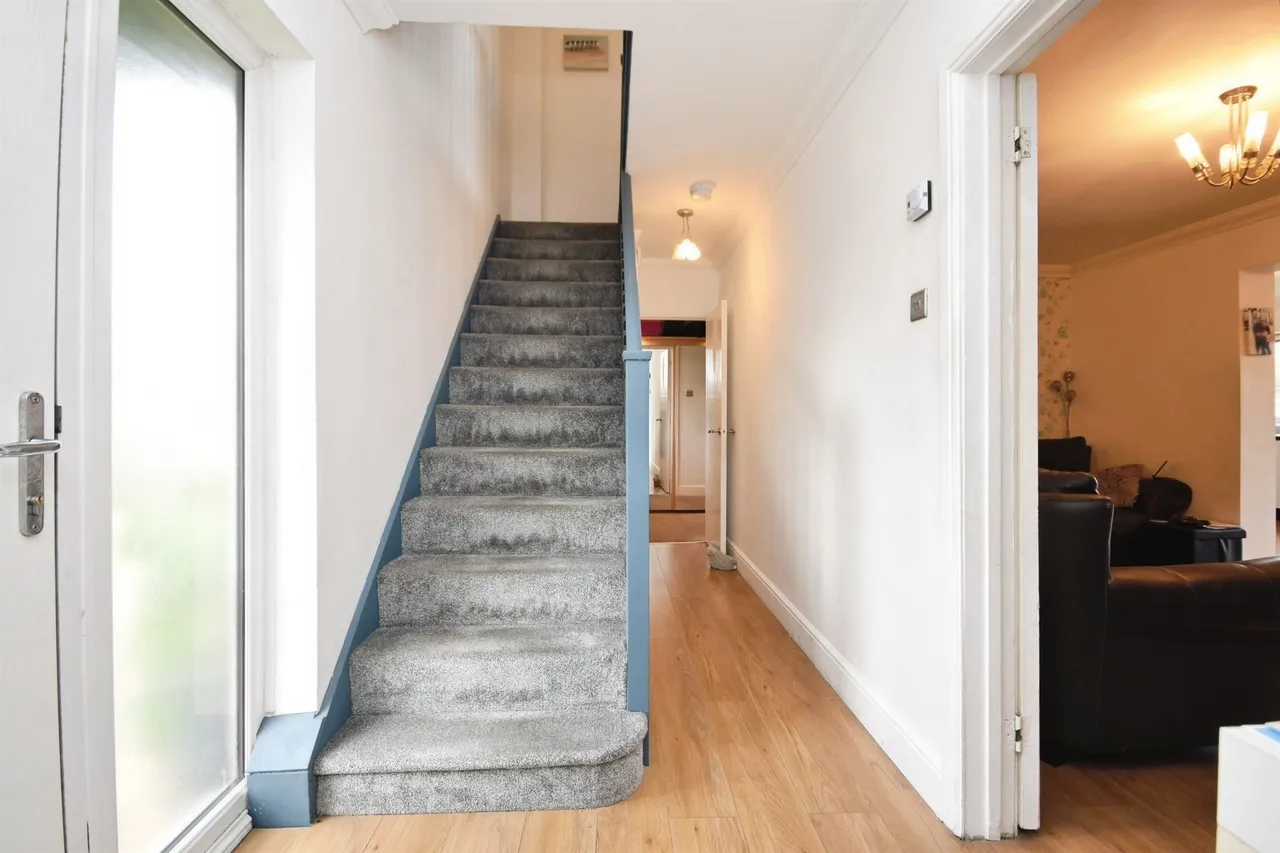 Karen Close, Brentwood, CM15, photo 7