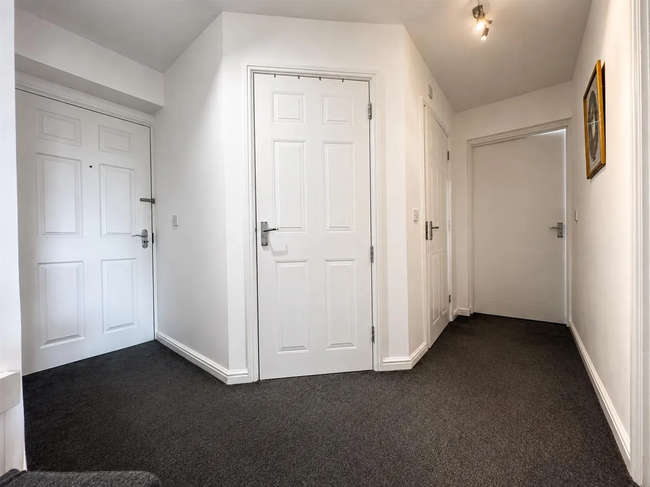 Holyhead Mews, Cippenham, photo 4