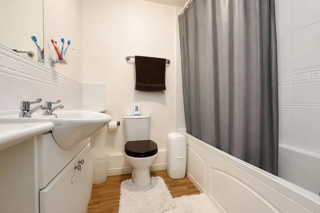 Holyhead Mews, Cippenham, photo 7