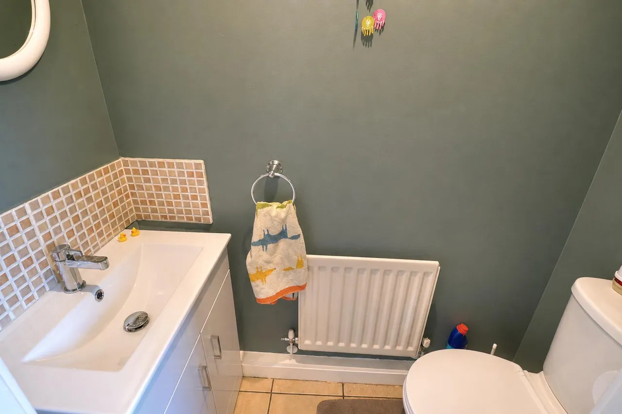 Newham Close, Thurmaston, LE4, photo 7