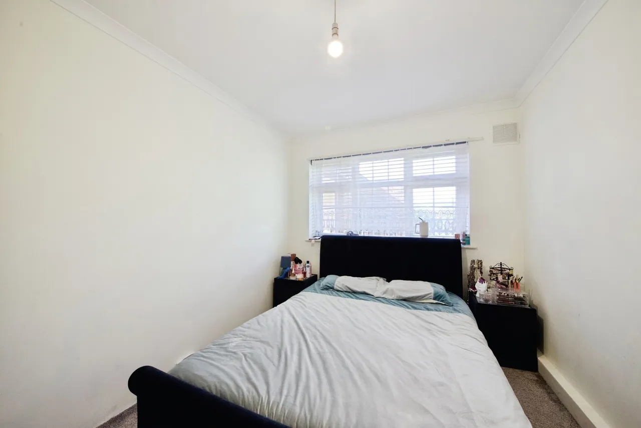 The Poplars, London, N14, photo 12