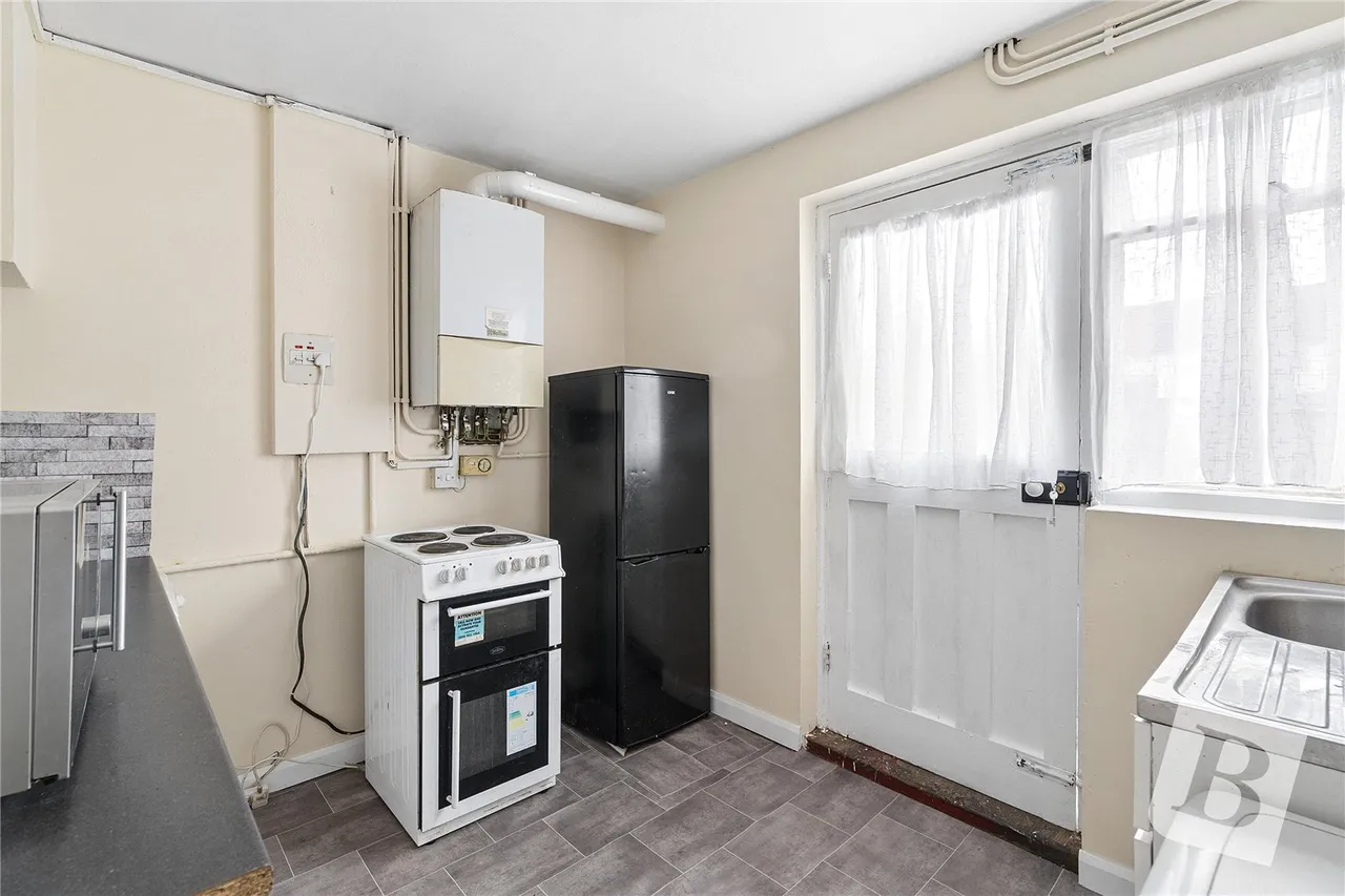 Rogers Gardens, Dagenham, RM10, photo 12