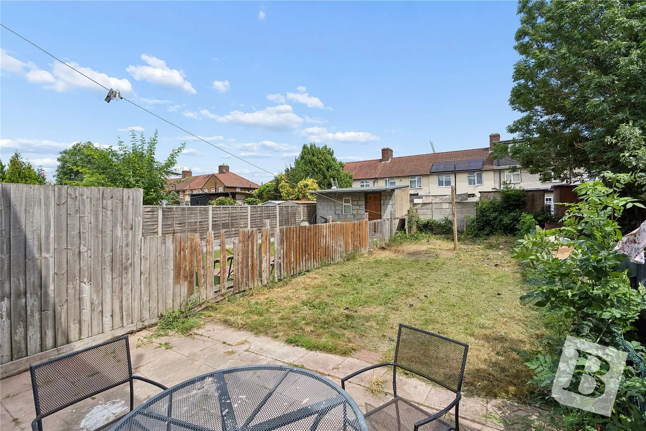 Rogers Gardens, Dagenham, RM10, photo 10
