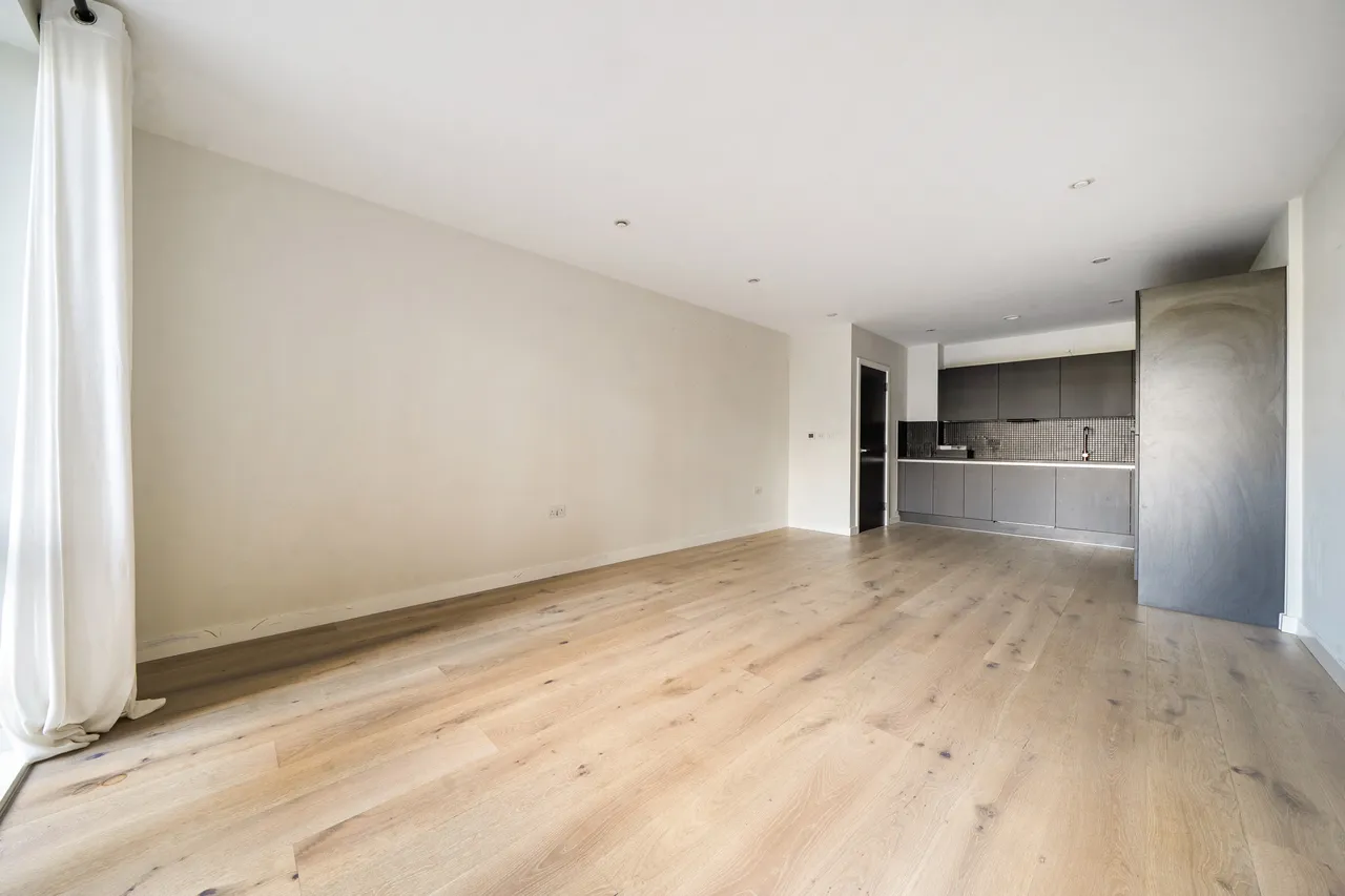 113 Sarsen House, Middle Road, Hanwell, photo 2