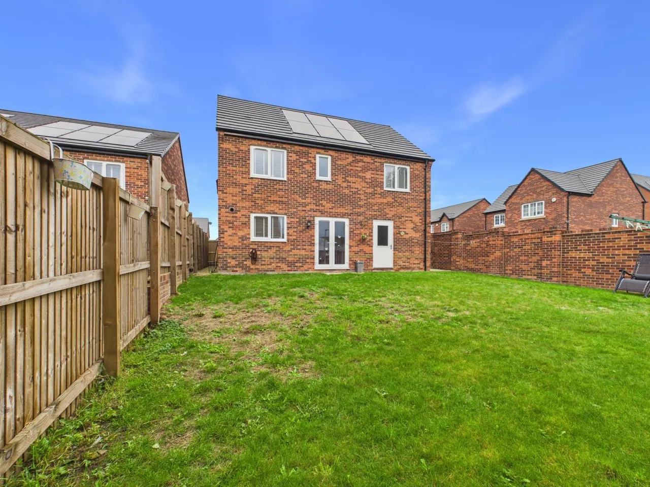 Plover Crescent, Wakefield, WF1, photo 18