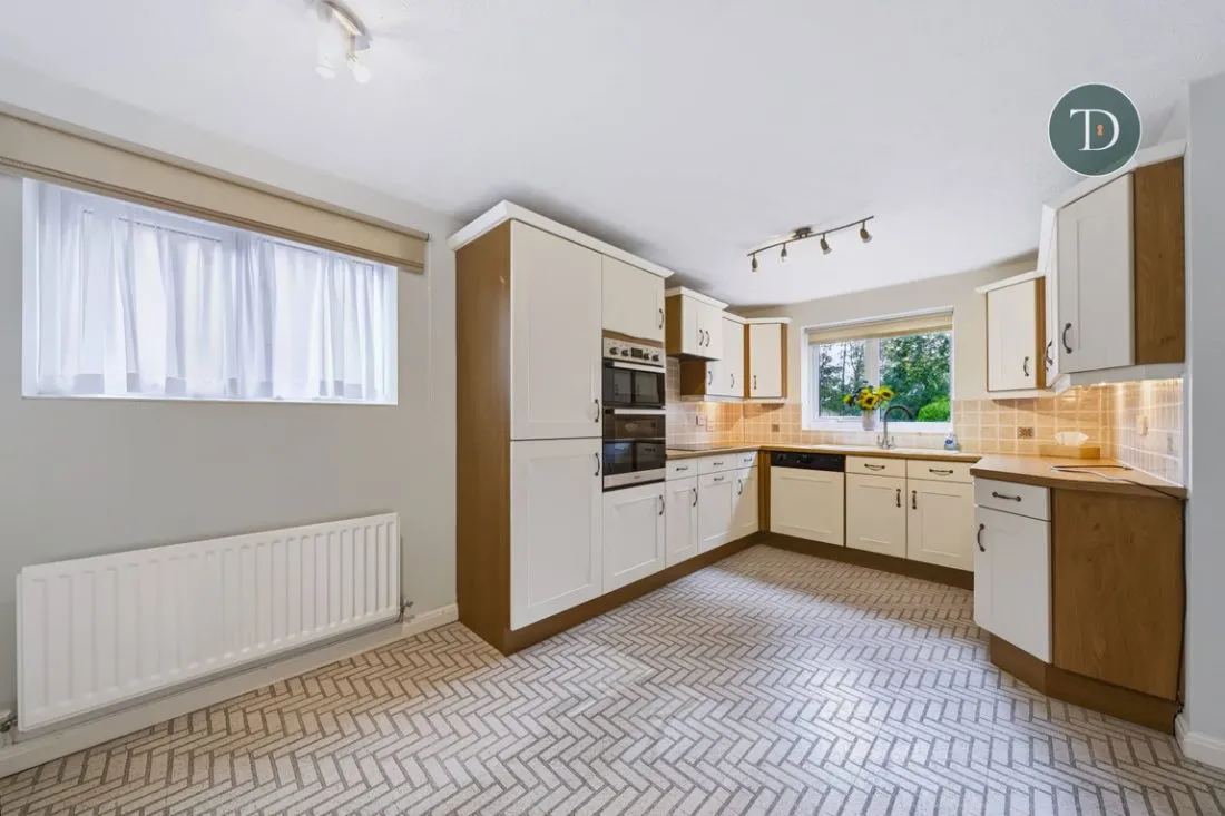 Clwyd Way, Little Sutton, CH66, photo 13