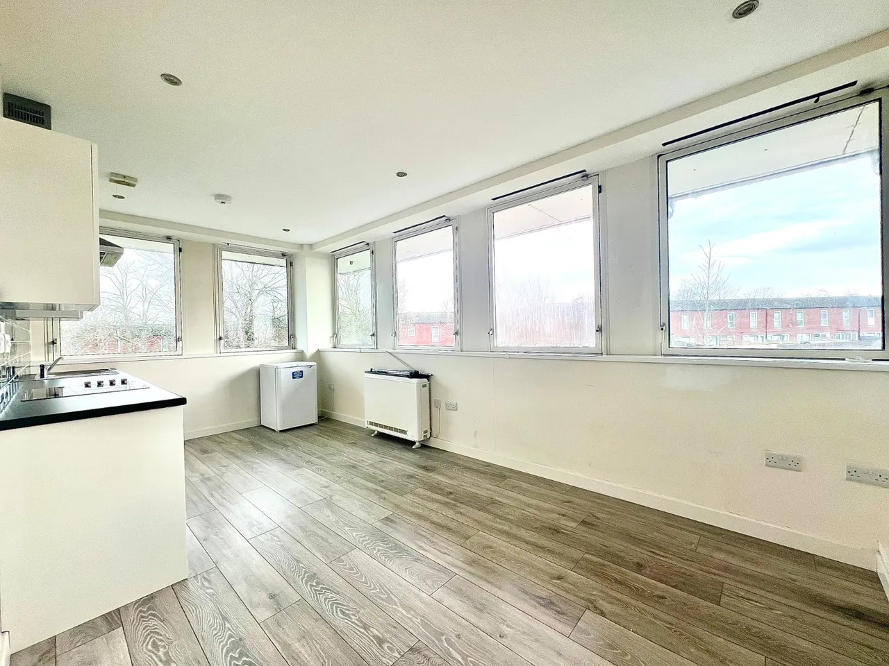 East Lane, Runcorn, WA7, photo 2