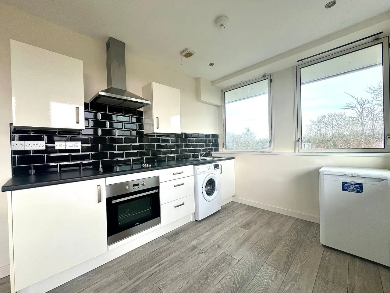 East Lane, Runcorn, WA7, photo 4