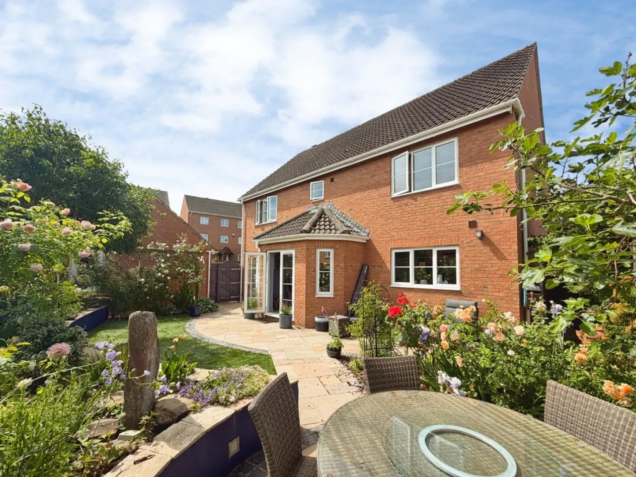 5 bed house for sale — Caspian Gardens, Westbury