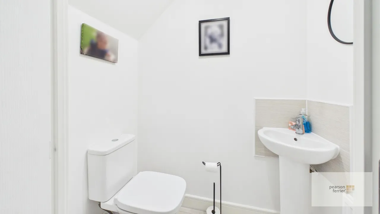 Seymour Close, Rossendale, BB4 8XL, photo 2
