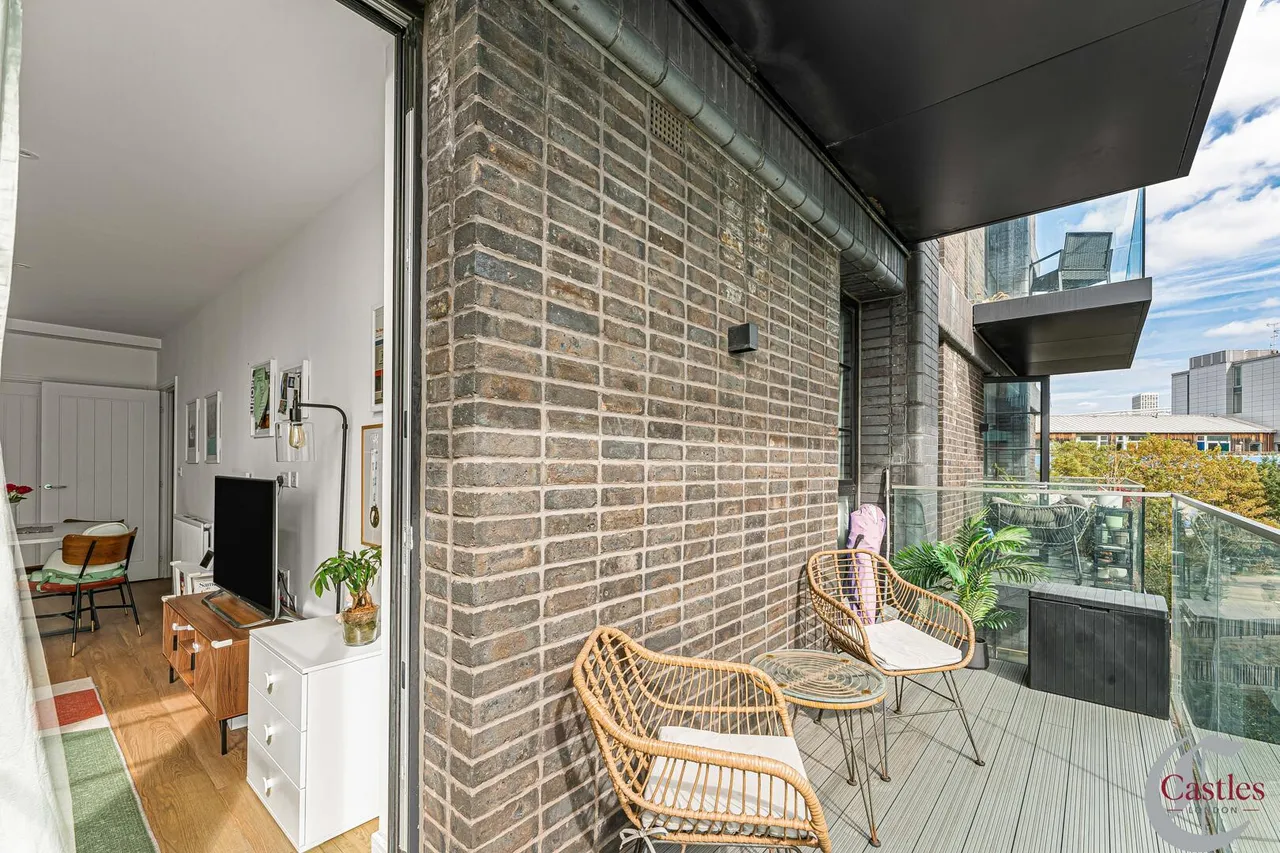 Hart Yard, E3, photo 4