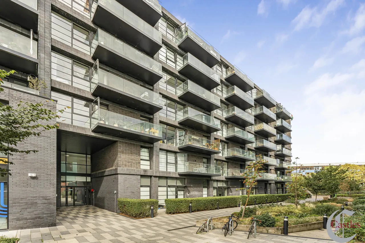 Hart Yard, E3, photo 8